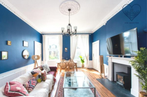 Stunning 2 bedroom flat in Trinity